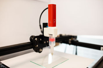 Printheads for precise dispensing in extrusion-based bioprinting